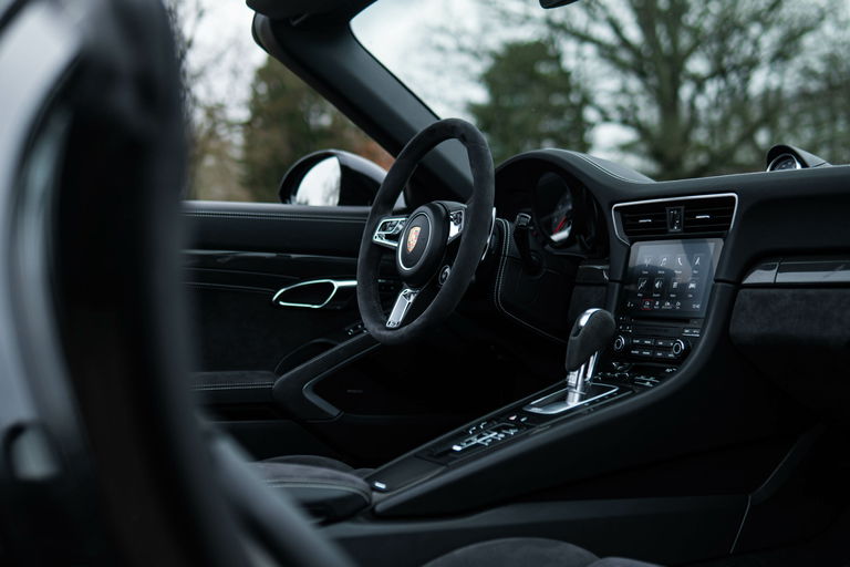 Porsche 991.2 Carrera GTS