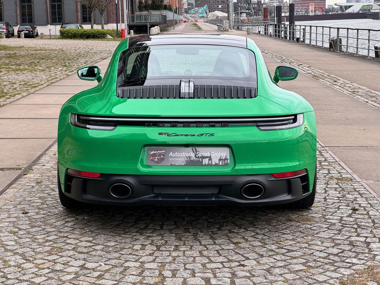 Porsche 992 Carrera GTS