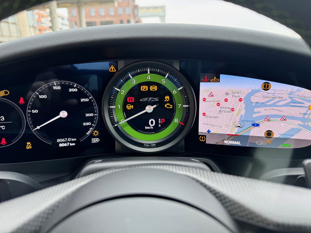 Porsche 992 Carrera GTS