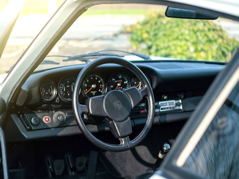 Porsche 911 Carrera 2,7