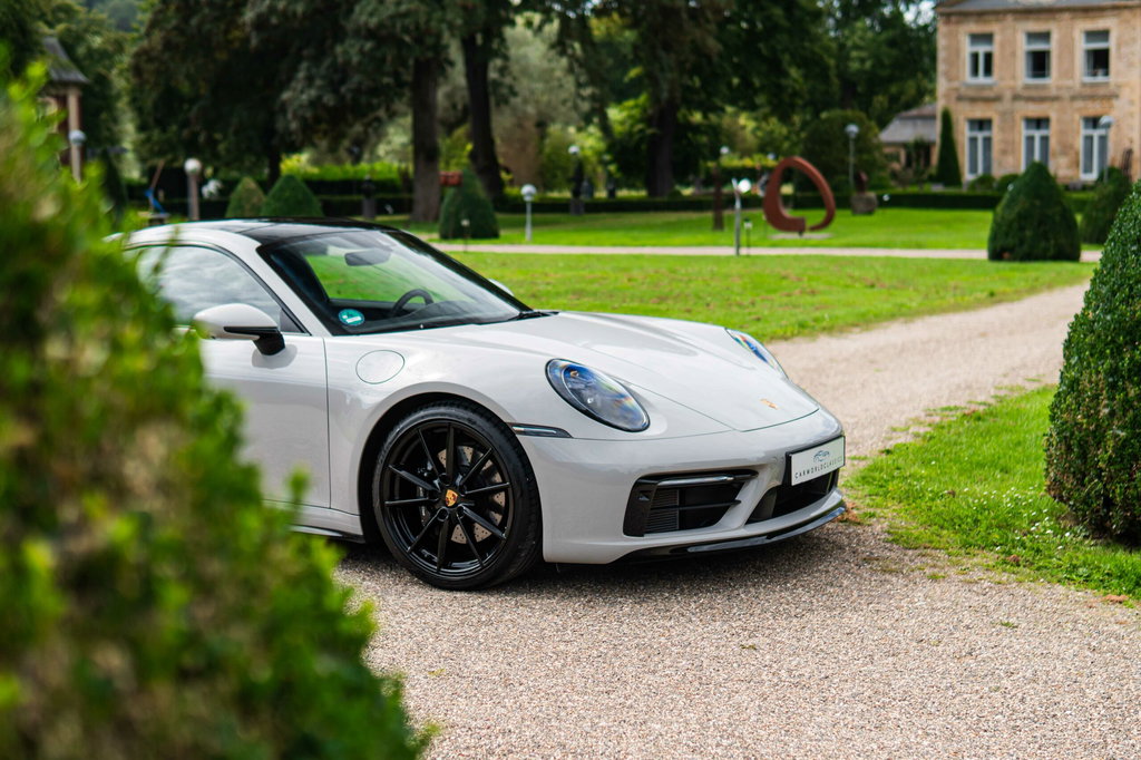 Porsche 992 Carrera S