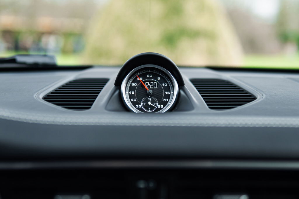 Porsche 991.2 Carrera GTS