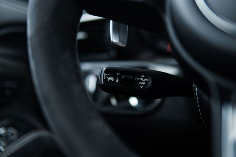 Porsche 991.2 Carrera GTS