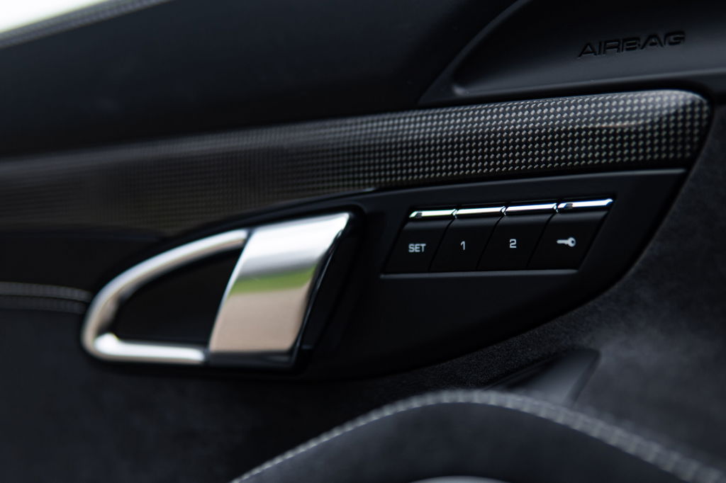 Porsche 991.2 Carrera GTS