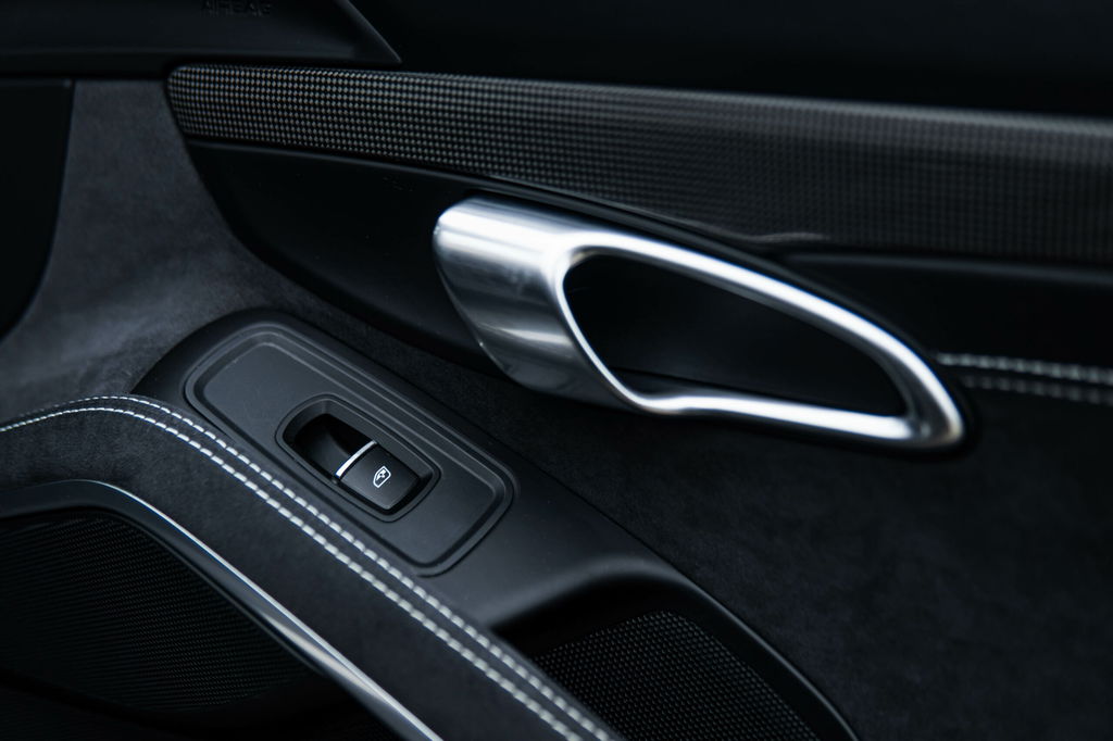 Porsche 991.2 Carrera GTS