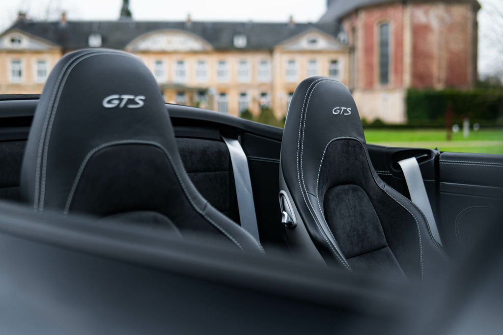 Porsche 991.2 Carrera GTS