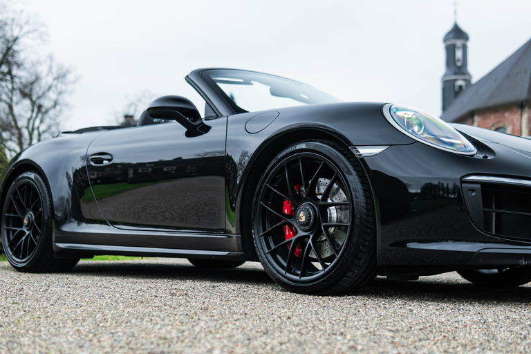 Porsche 991.2 Carrera GTS
