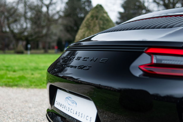 Porsche 991.2 Carrera GTS