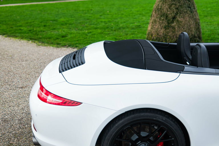 Porsche 991 Carrera 4 GTS