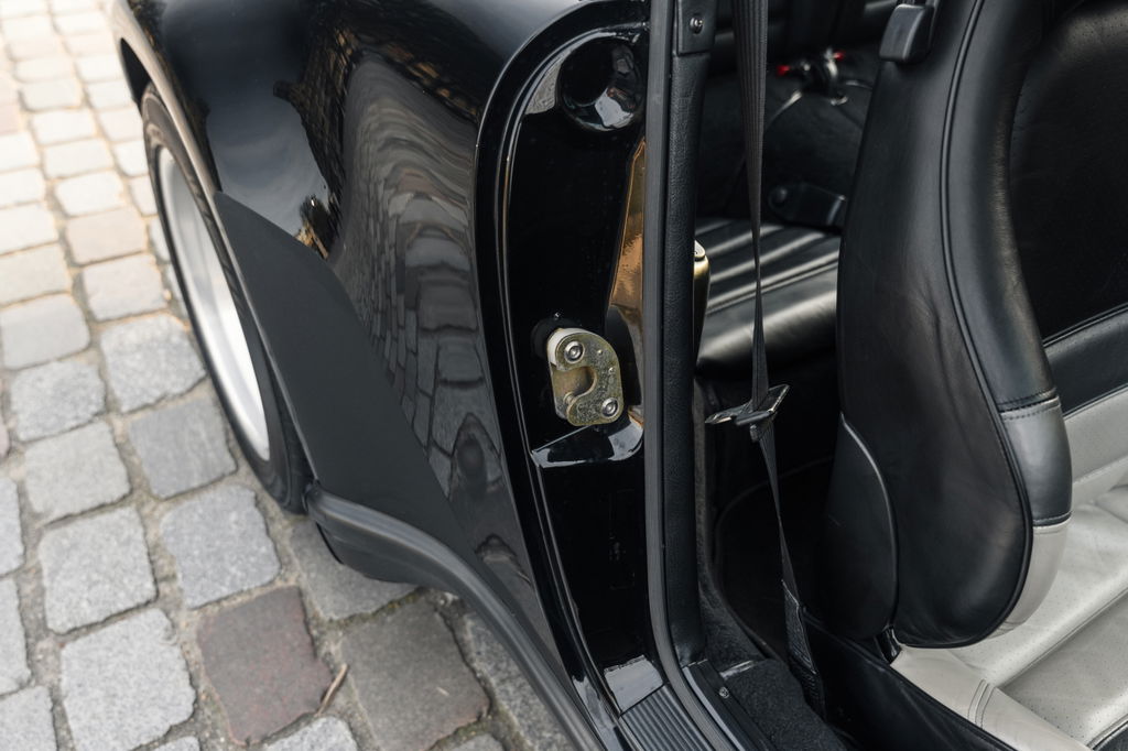 Porsche 911 Turbo S 3.3