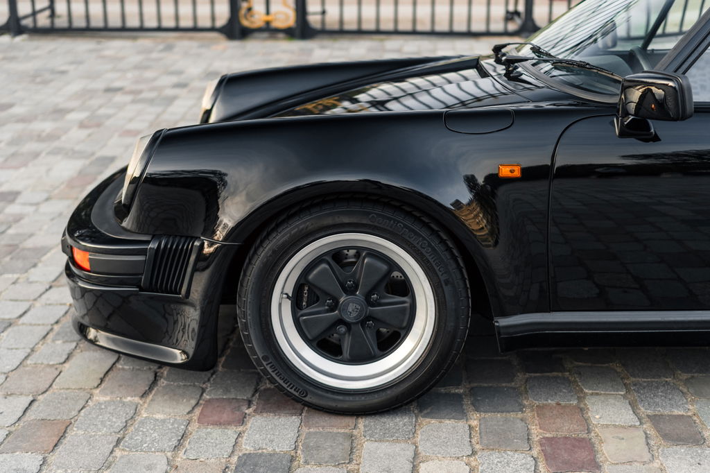 Porsche 911 Turbo S 3.3