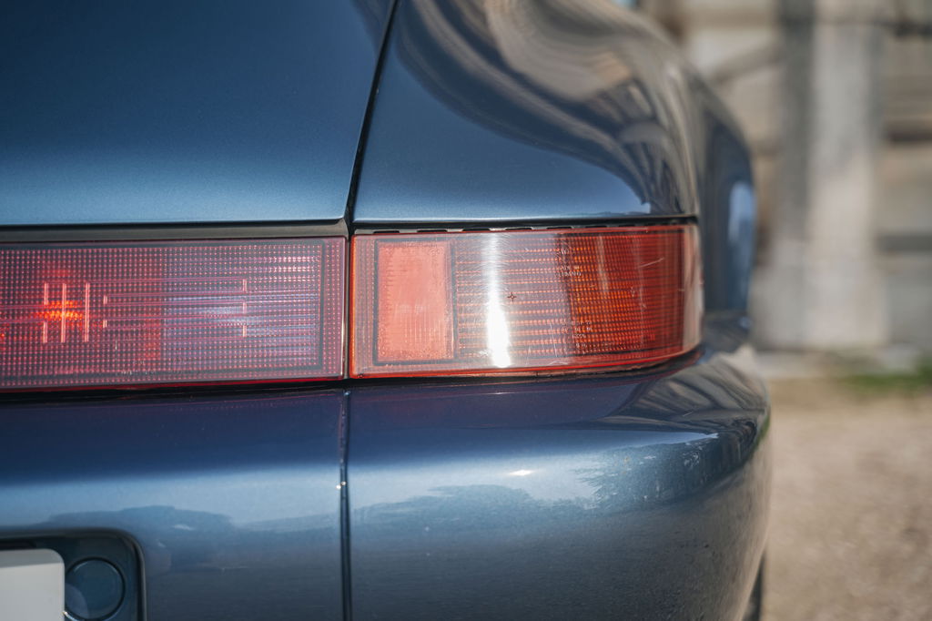 Porsche 964 Carrera 4