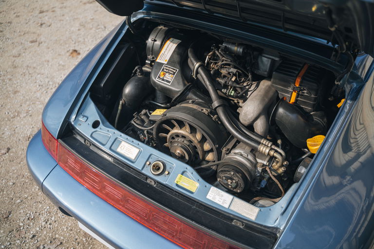 Porsche 964 Carrera 4