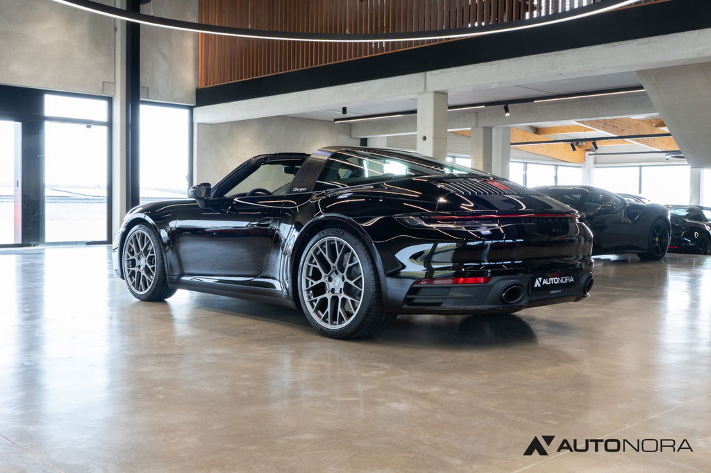 Porsche 992 Targa 4S