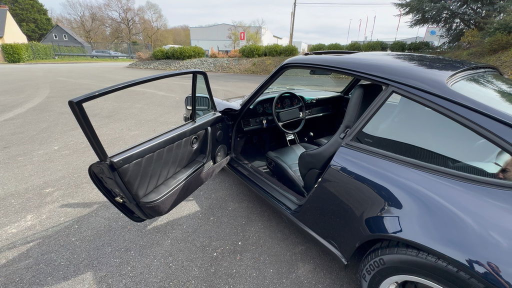 Porsche 911 Carrera 3.2