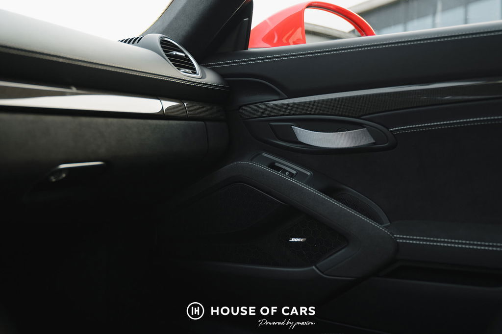 Porsche 718 Cayman GT4