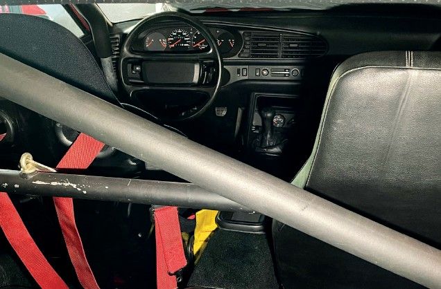 Porsche 944 Turbo Cup