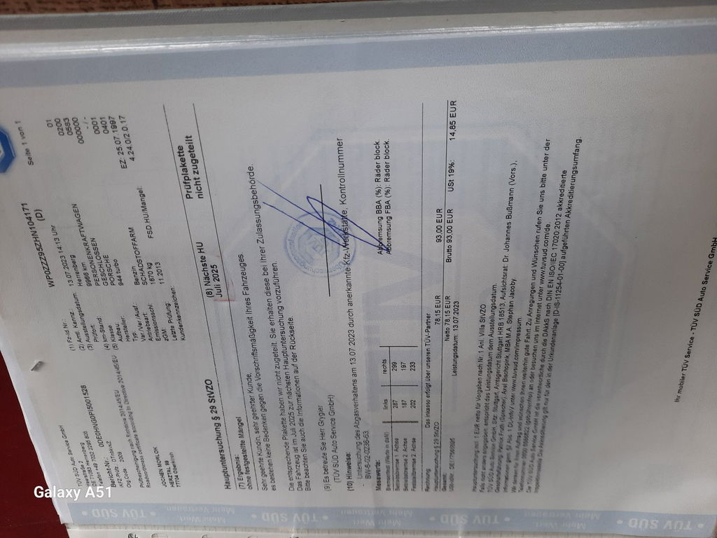 Porsche 944 Turbo Cup