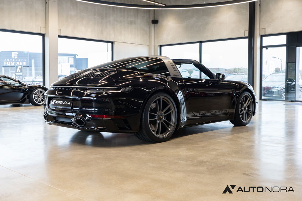 Porsche 992 Edition 50 Jahre Porsche Design