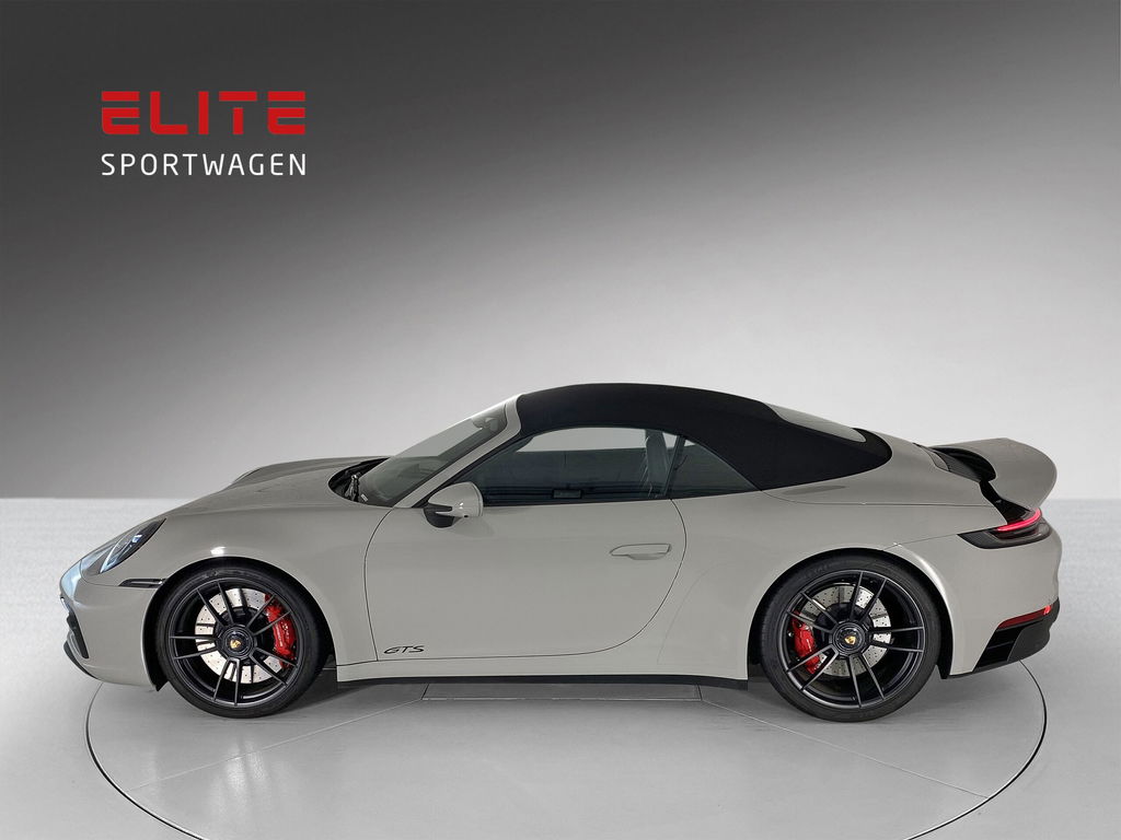 Porsche 992 Carrera 4 GTS