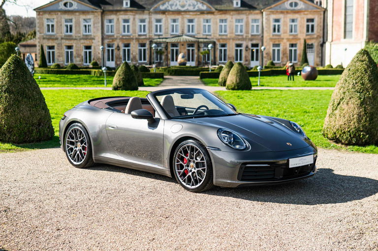 Porsche 992 Carrera 4S