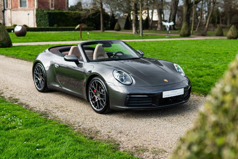 Porsche 992 Carrera 4S