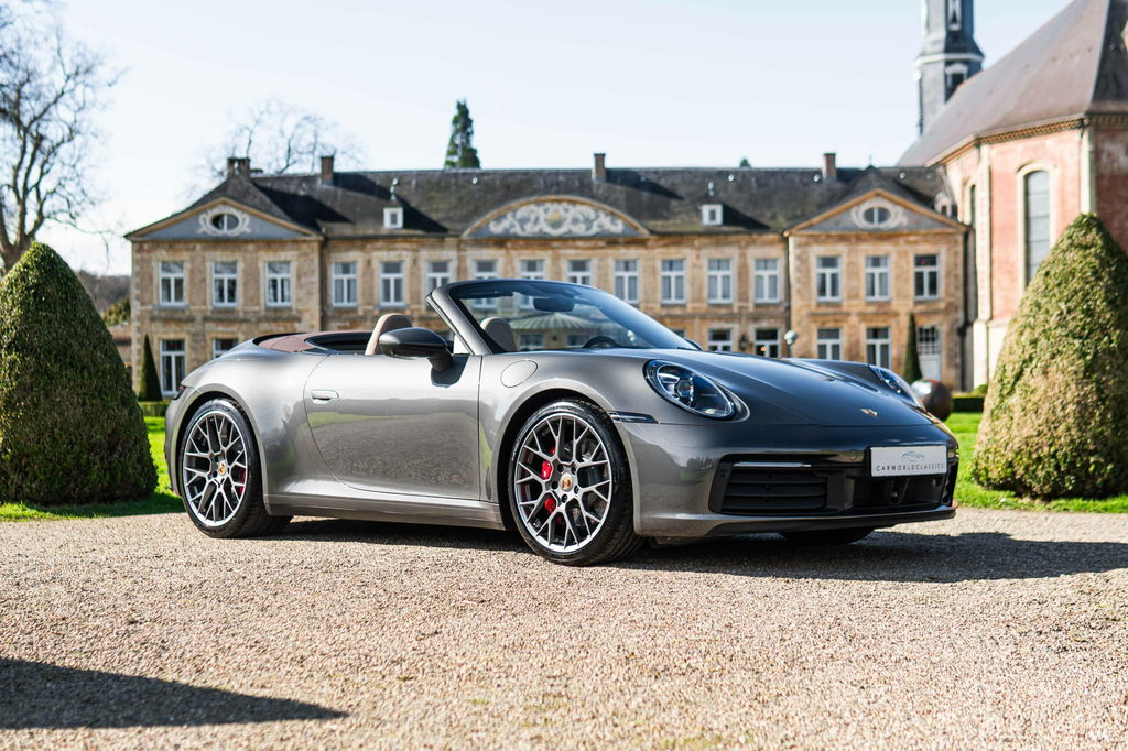 Porsche 992 Carrera 4S