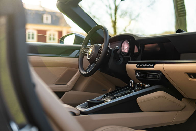 Porsche 992 Carrera 4S