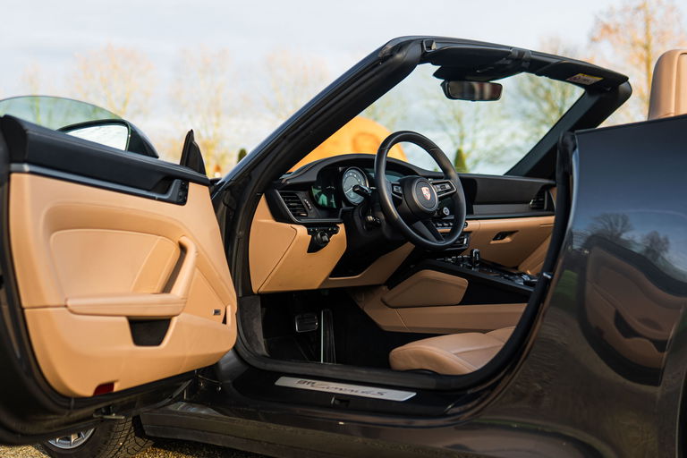 Porsche 992 Carrera 4S