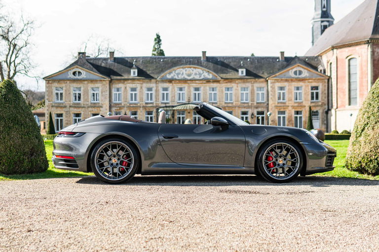 Porsche 992 Carrera 4S