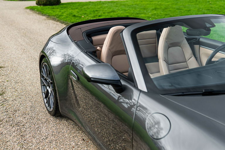 Porsche 992 Carrera 4S