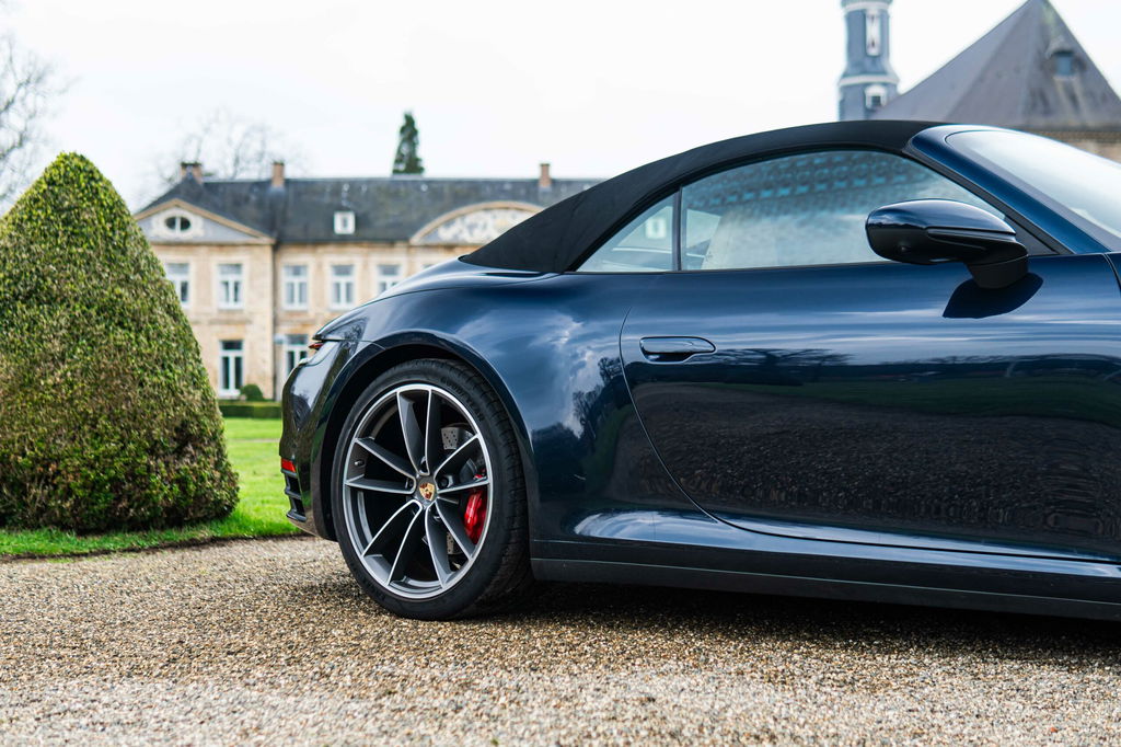 Porsche 992 Carrera 4S