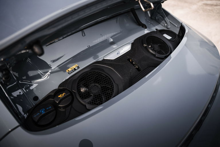 Porsche 992 GT3 Touring
