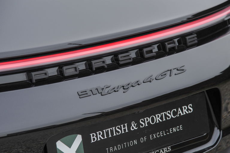 Porsche 992 Targa 4 GTS