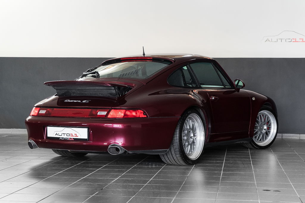 Porsche 993 Carrera 4S