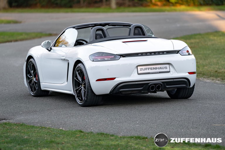 Porsche 718 Boxster