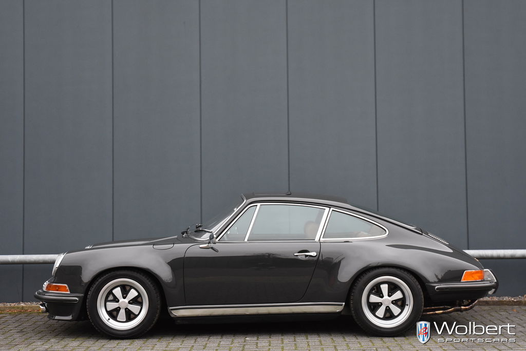 Porsche 911 Backdate