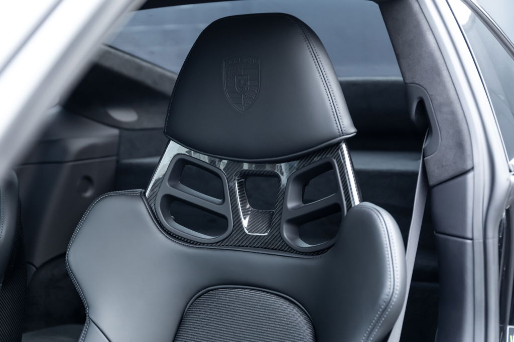 Porsche 992 GT3 Touring