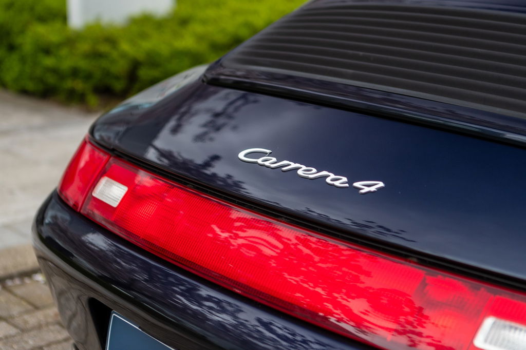 Porsche 993 Carrera 4