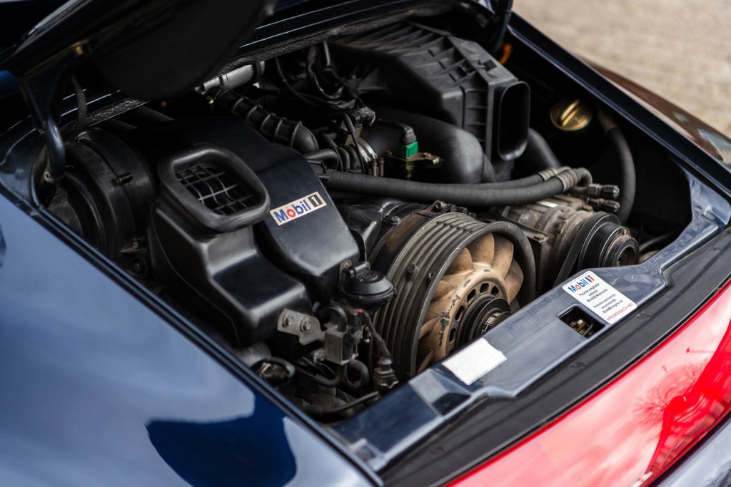 Porsche 993 Carrera 4