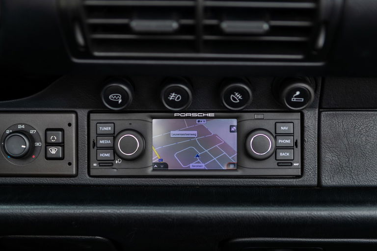 Porsche 993 Carrera 4