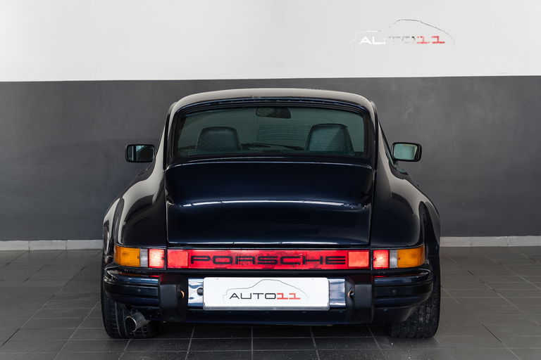 Porsche 911 Carrera 3.2
