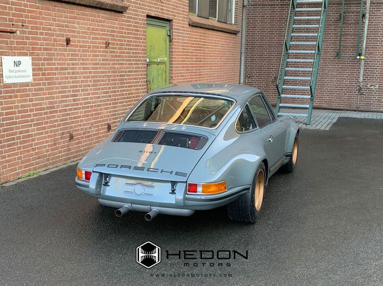 Porsche 911 Backdate
