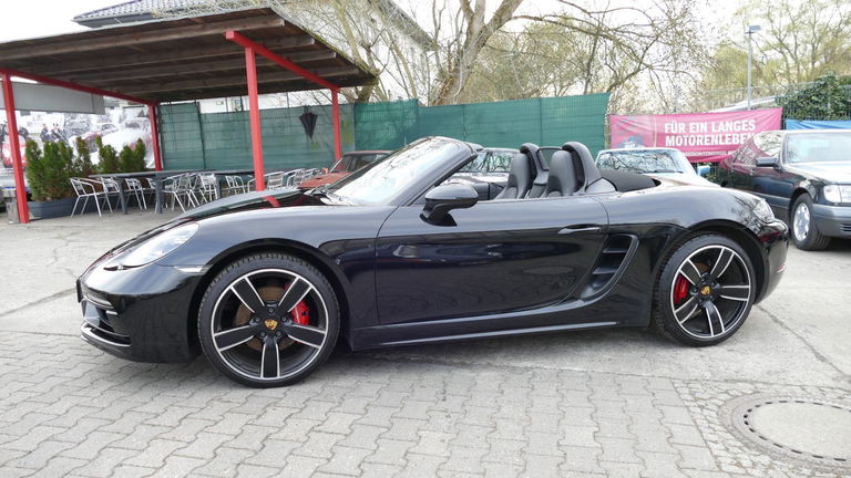 Porsche 718 Boxster S
