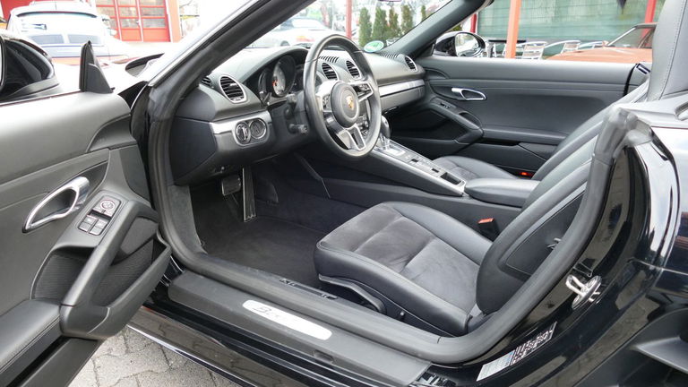 Porsche 718 Boxster S