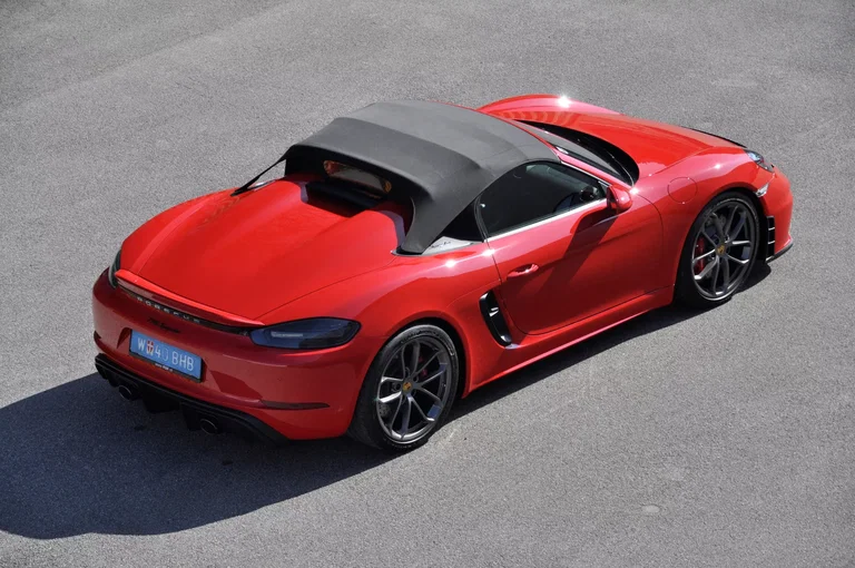 Porsche 718 Spyder