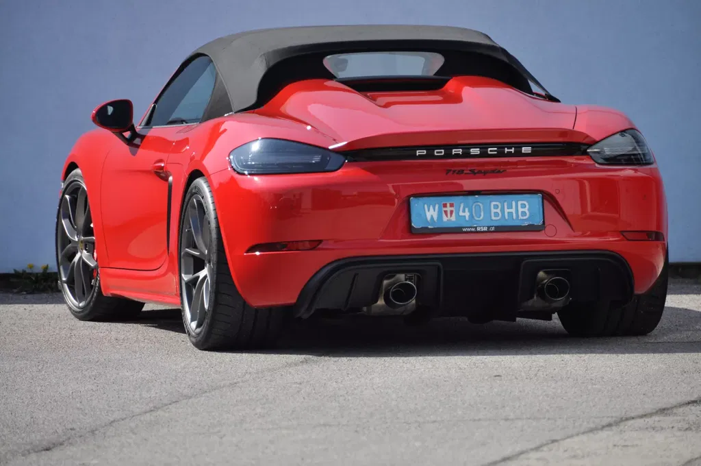 Porsche 718 Spyder