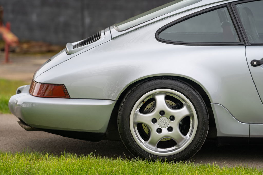 Porsche 964 Carrera RS