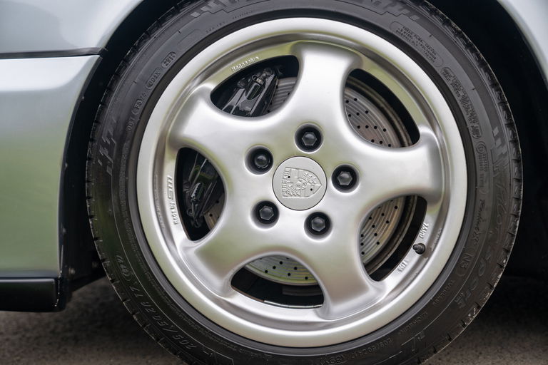 Porsche 964 Carrera RS