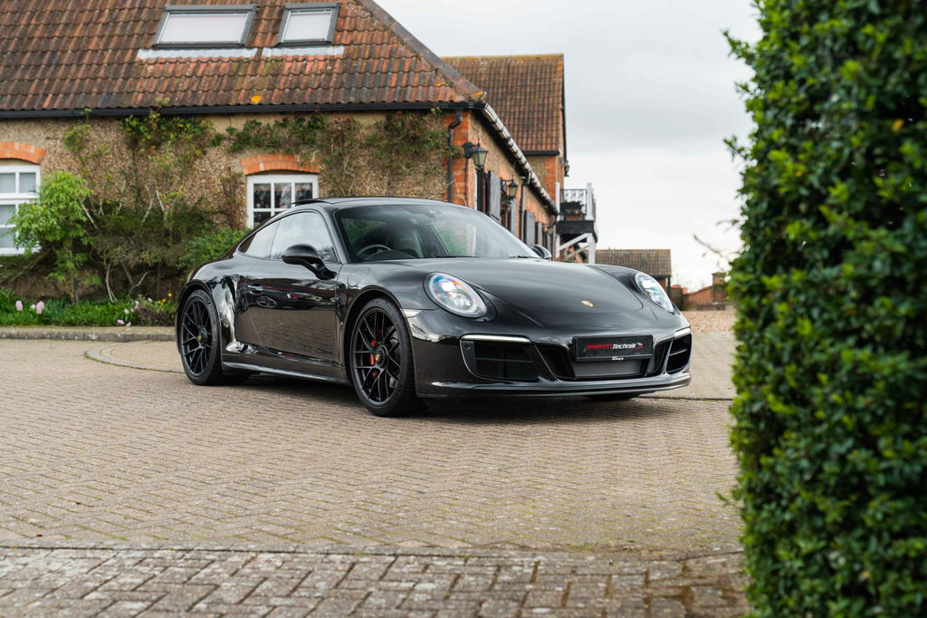 Porsche 991.2 Carrera 4 GTS